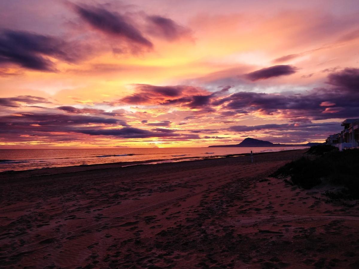 Hello Piles Beach Javier Εξωτερικό φωτογραφία